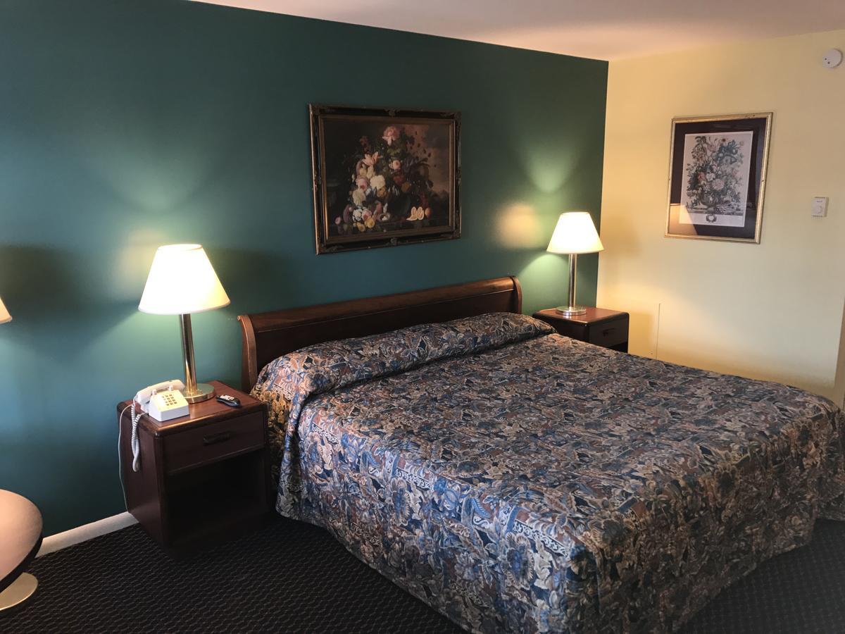 Budget Host Three Crowns Gettysburg Ngoại thất bức ảnh